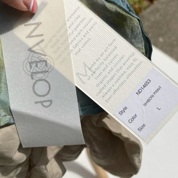 NWT NVELOP Shibori Print Top Size Large - Picture 5 of 6